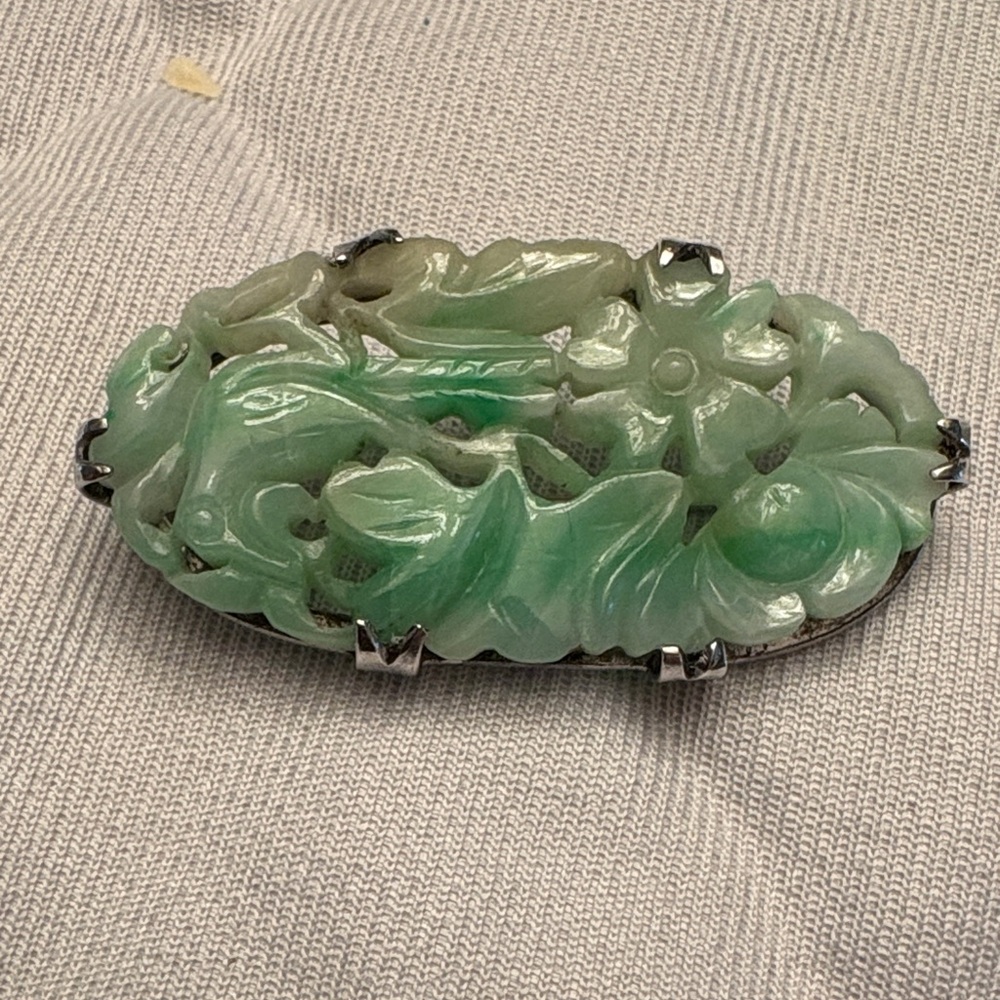 Elegant Jade carved in floral Brooch set in sterling silver